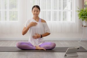 5-teknik-latihan-pernapasan-untuk-menjaga-fungsi-paru-paru